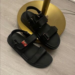 Women’s Black Sandals